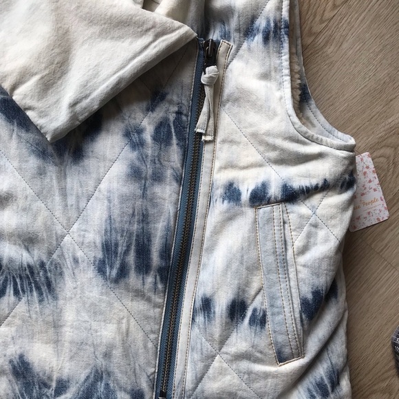 Avant-Garde Free People Vest Medium Asymmetric Sheerling-Lined Statement - Picture 5 of 13